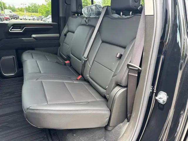 2026 GMC Sierra 2500HD Crew Cab, Standard Bed, Denali, 4WD