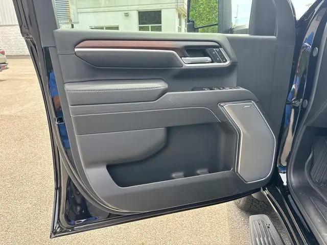 2026 GMC Sierra 2500HD Crew Cab, Standard Bed, Denali, 4WD