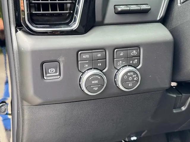 2026 GMC Sierra 2500HD Crew Cab, Standard Bed, Denali, 4WD