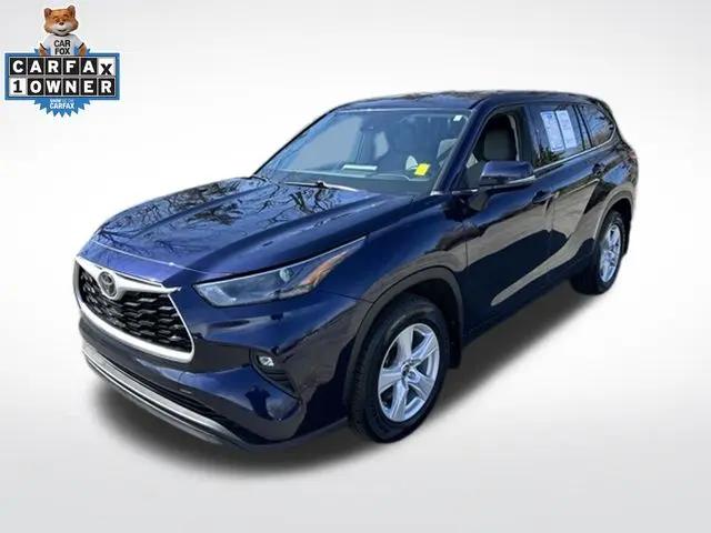 2022 Toyota Highlander LE