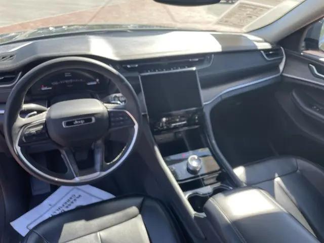 2023 Jeep Grand Cherokee Limited 4x2