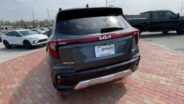 2024 Kia Seltos EX