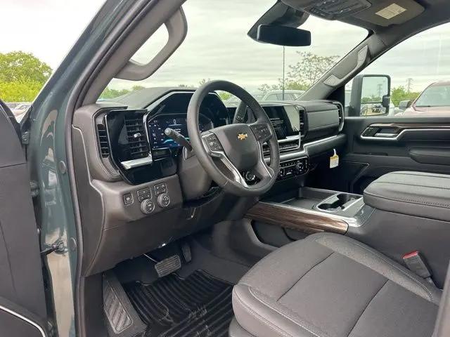 2026 Chevrolet Silverado 2500HD Crew Cab, Standard Bed, LT, 4WD