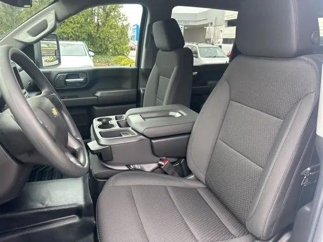 2026 Chevrolet Silverado 3500HD Crew Cab, Long Bed, WT Dual Rear Wheel, RWD