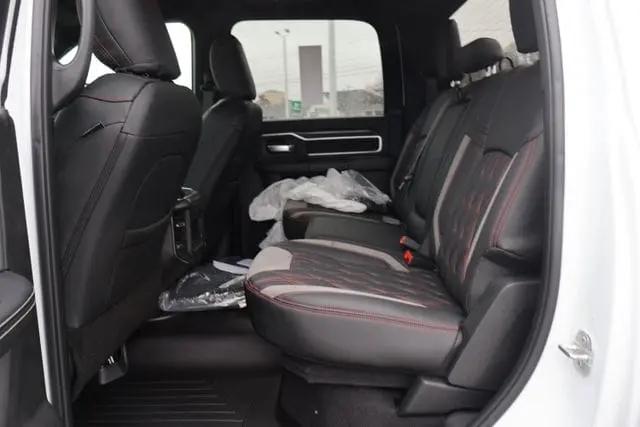 2026 Ram 2500 Big Horn Crew Cab 4x4 64 Box