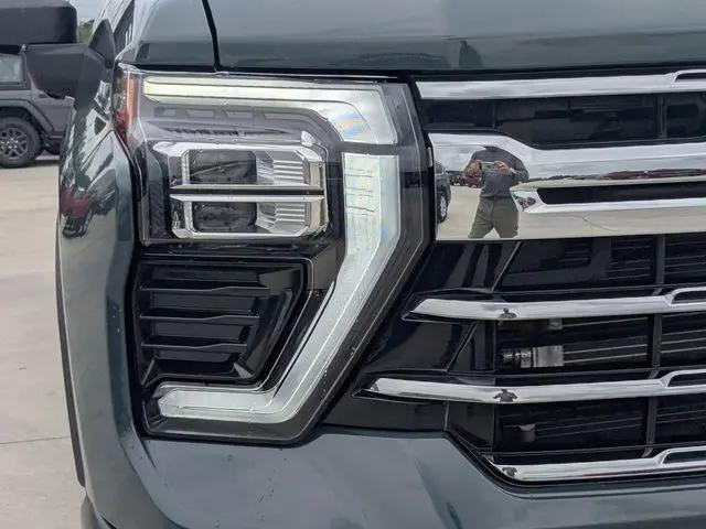 2025 Chevrolet Silverado 2500HD 4WD Crew Cab Standard Bed LTZ