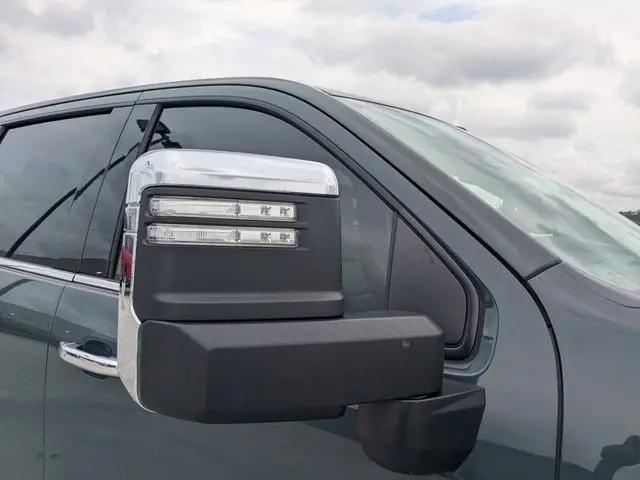 2025 Chevrolet Silverado 2500HD 4WD Crew Cab Standard Bed LTZ
