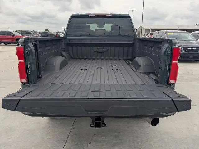 2025 Chevrolet Silverado 2500HD 4WD Crew Cab Standard Bed LTZ