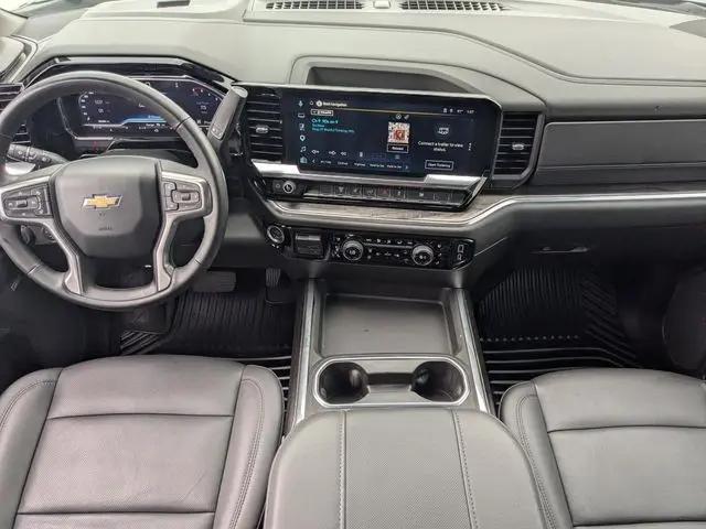 2025 Chevrolet Silverado 2500HD 4WD Crew Cab Standard Bed LTZ