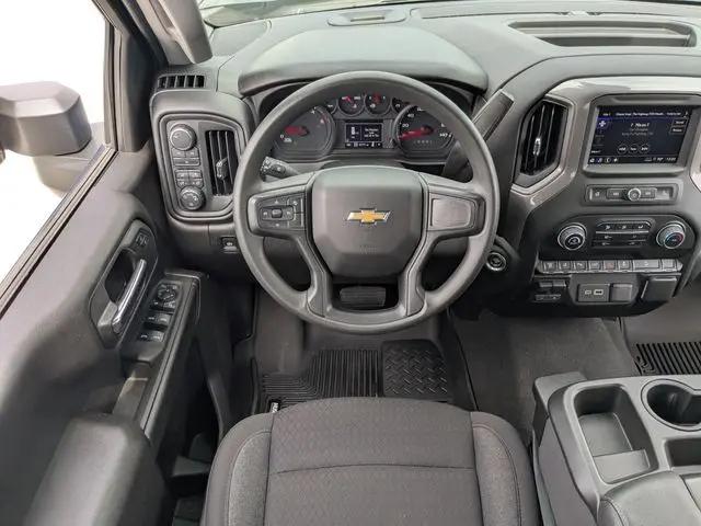 2024 Chevrolet Silverado 2500HD 4WD Crew Cab Standard Bed Custom