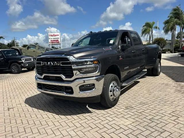 2026 Ram 3500 Big Horn Crew Cab 4x4 8' Box