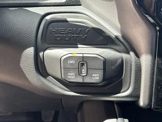 2026 Ram 3500 Big Horn Crew Cab 4x4 8' Box
