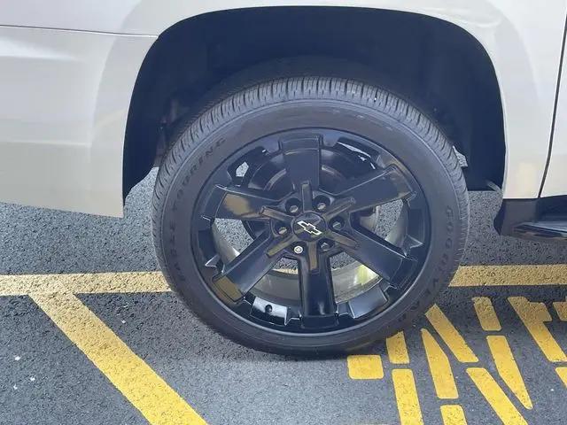 2020 Chevrolet Suburban 4WD Premier