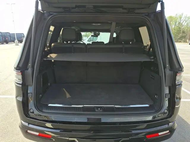2024 Jeep Grand Wagoneer Series III Obsidian 4x4