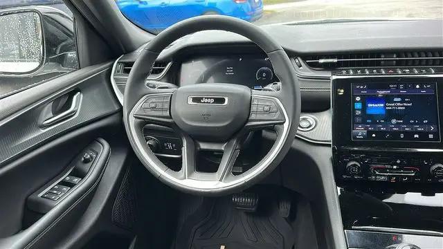 2023 Jeep Grand Cherokee L Altitude 4x4