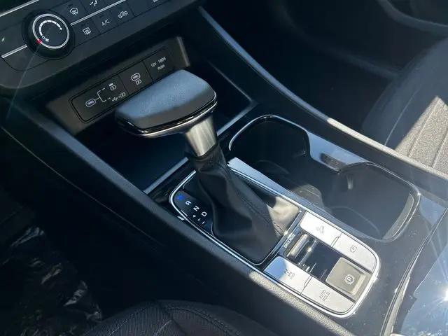 2026 Hyundai Santa Cruz SE
