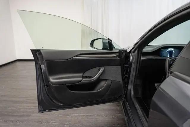 2021 Tesla Model S Plaid Tri Motor All-Wheel Drive