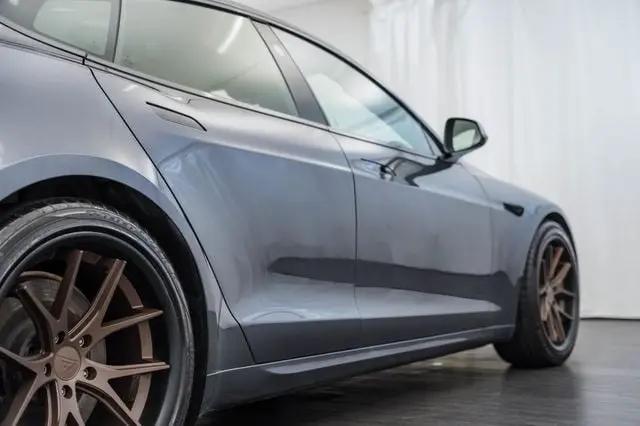2021 Tesla Model S Plaid Tri Motor All-Wheel Drive