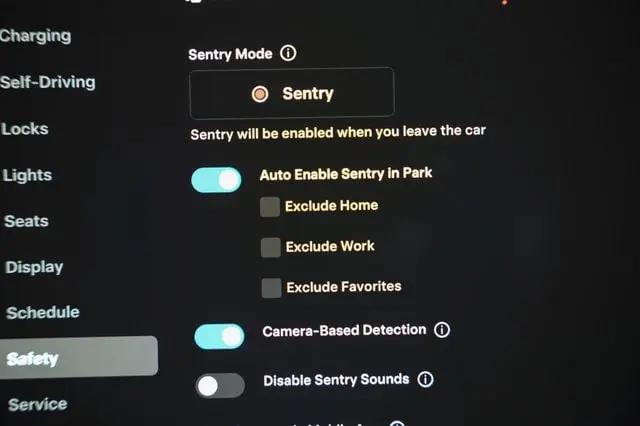 2021 Tesla Model S Plaid Tri Motor All-Wheel Drive