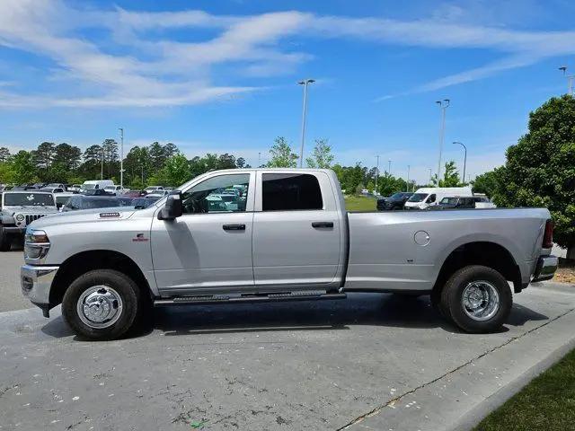 2026 Ram 3500 Tradesman Crew Cab 4x4 8' Box