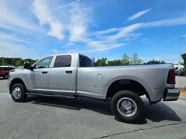 2026 Ram 3500 Tradesman Crew Cab 4x4 8' Box