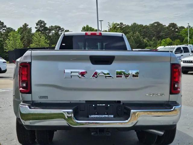 2026 Ram 3500 Tradesman Crew Cab 4x4 8' Box