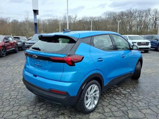 2027 Chevrolet Bolt LT FWD