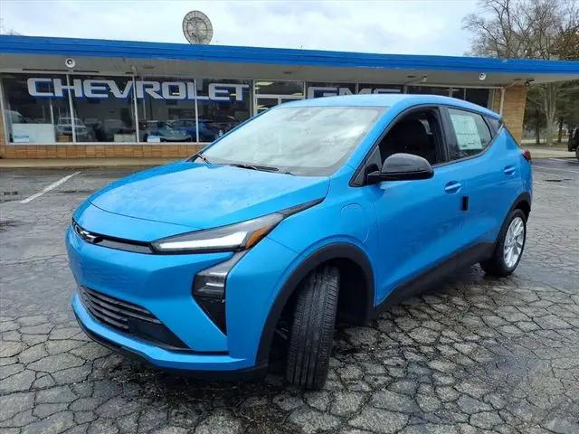2027 Chevrolet Bolt LT FWD