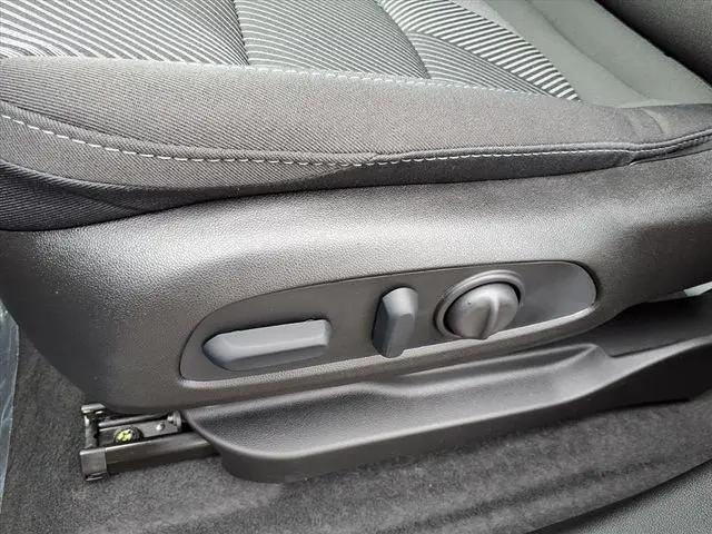 2027 Chevrolet Bolt LT FWD