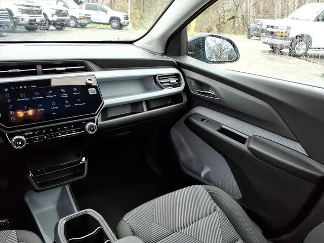 2027 Chevrolet Bolt LT FWD