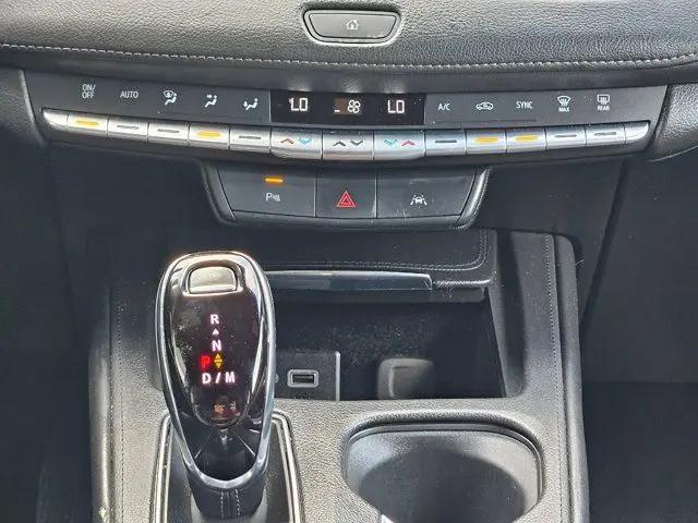2023 Cadillac XT4 FWD Premium Luxury