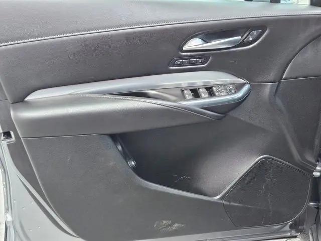 2023 Cadillac XT4 FWD Premium Luxury