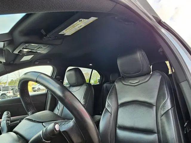 2023 Cadillac XT4 FWD Premium Luxury