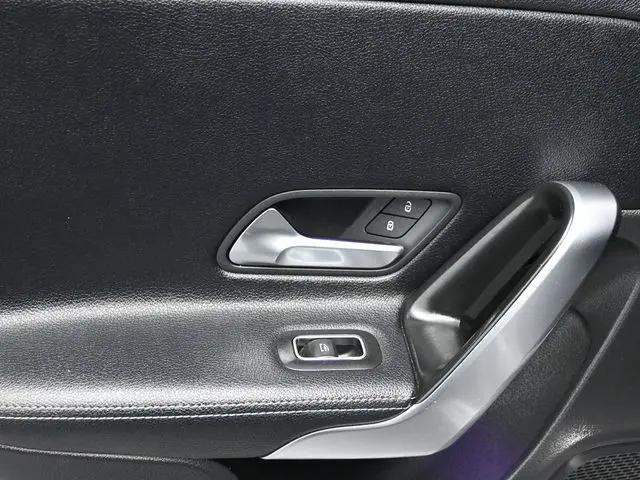 2021 Mercedes-Benz A 220 4MATIC