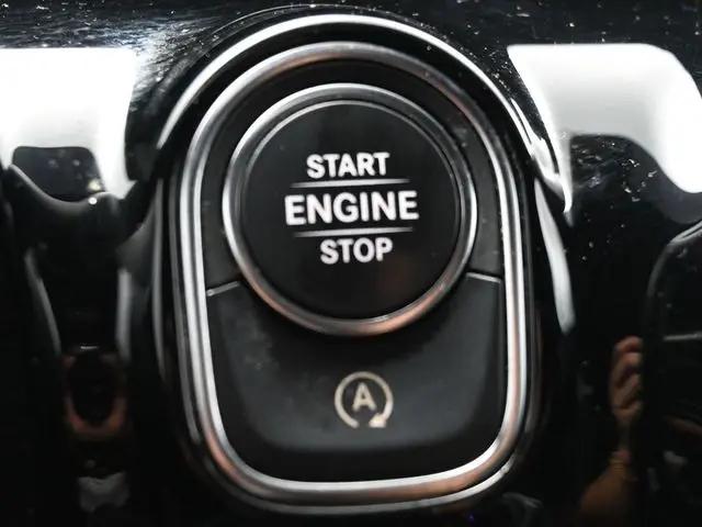 2021 Mercedes-Benz A 220 4MATIC