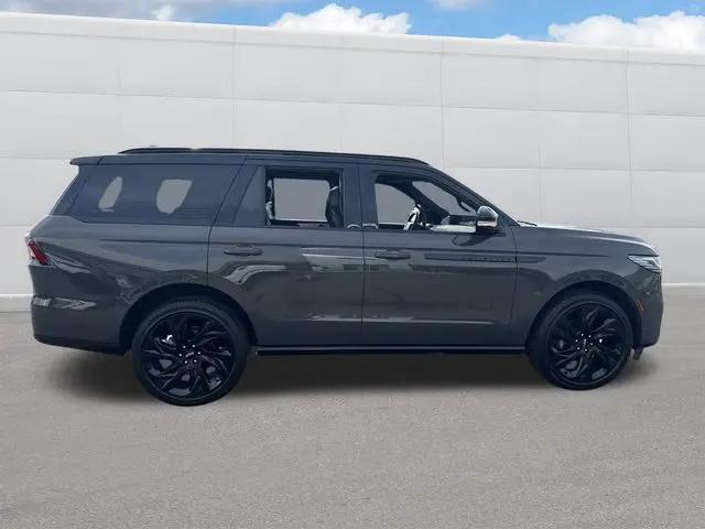 2025 Lincoln Navigator Black Label