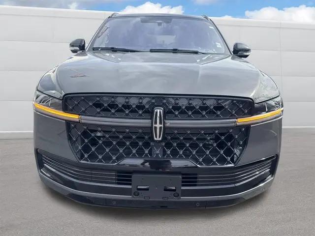 2025 Lincoln Navigator Black Label
