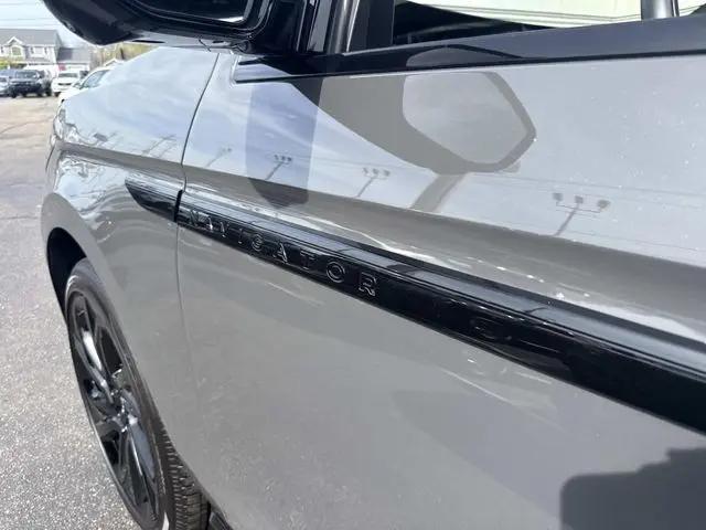 2025 Lincoln Navigator Black Label