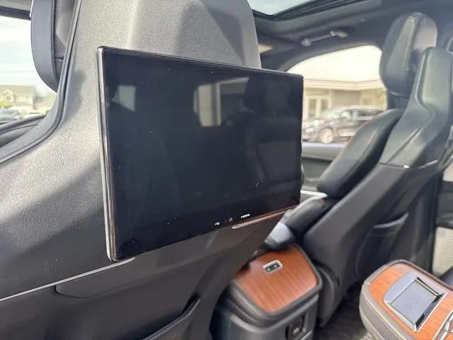 2025 Lincoln Navigator Black Label