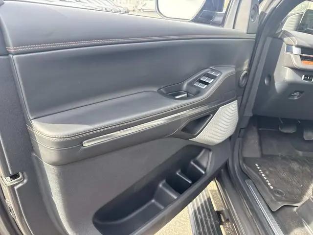 2025 Lincoln Navigator Black Label