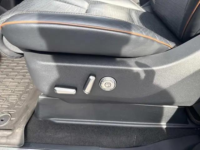 2025 Lincoln Navigator Black Label