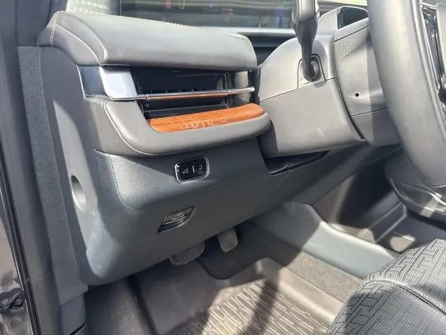 2025 Lincoln Navigator Black Label