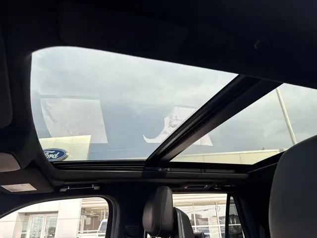 2025 Lincoln Navigator Black Label