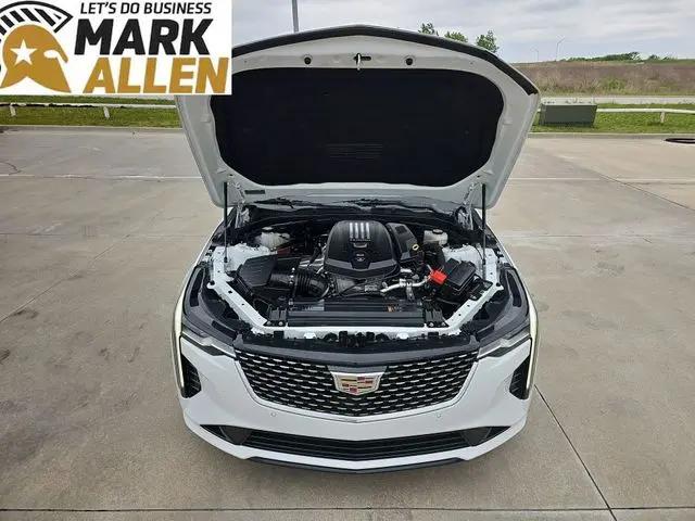 2024 Cadillac CT4 Premium Luxury