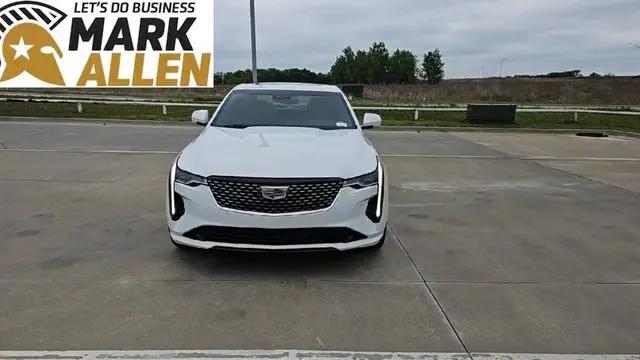 2024 Cadillac CT4 Premium Luxury