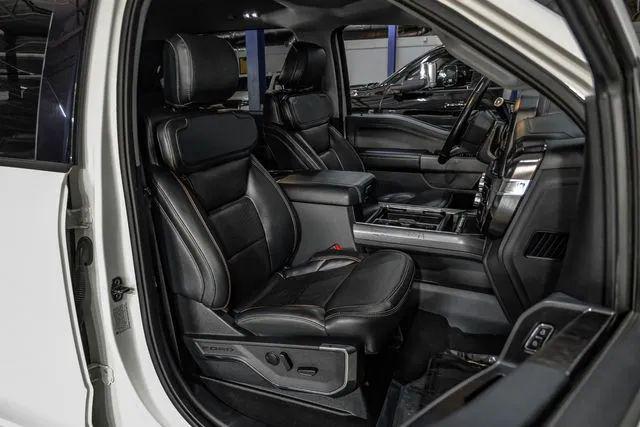 2023 Ford F-350 LARIAT