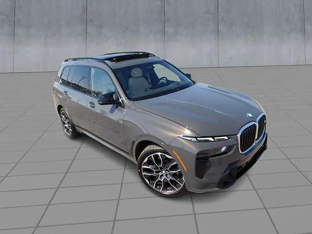 2024 BMW X7 M60i