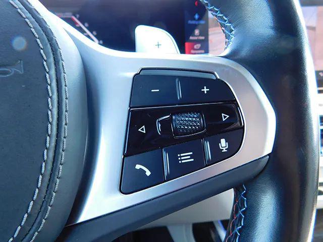 2024 BMW X7 M60i