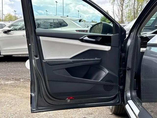 2026 Volkswagen Taos S
