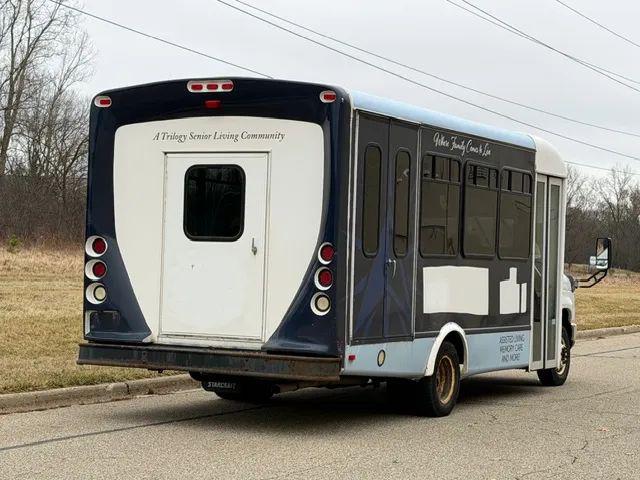 2013 Ford E-350 Cutaway Base